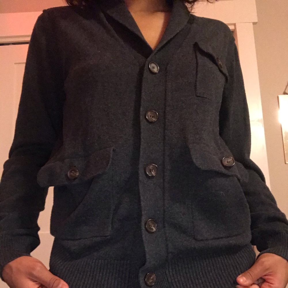 Cardigan sweater